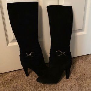 Black suede boots